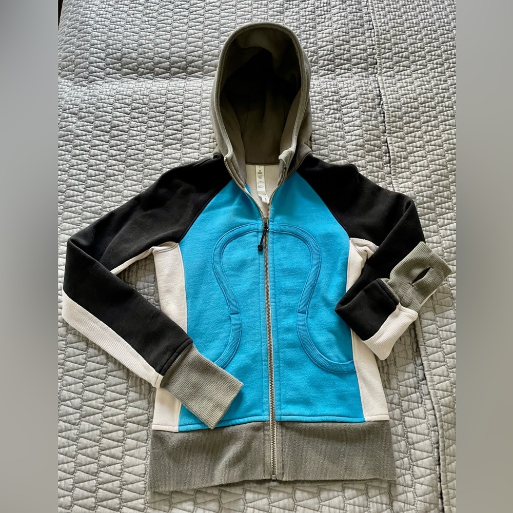 LULULEMON Scuba Hoodie size 2